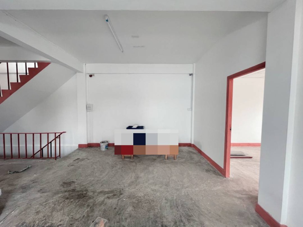 ขายอาคารพาณิชย์นนทบุรี บางใหญ่ บางบัวทอง : ขายตึกแถว บางใหญ่ซิตี้ ห้องริม  เนื้อที่ 27 ตรว.  ทำเลเด่น เหมาะทำธุรกิจขนาดย่อม คลีนิค ปรับปรุงใหมทั้งตึก 