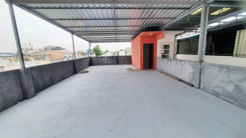 ขายอาคารพาณิชย์นนทบุรี บางใหญ่ บางบัวทอง : ขายตึกแถว บางใหญ่ซิตี้ ห้องริม  เนื้อที่ 27 ตรว.  ทำเลเด่น เหมาะทำธุรกิจขนาดย่อม คลีนิค ปรับปรุงใหมทั้งตึก 