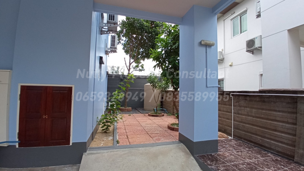 For SaleHouseLadkrabang, Suwannaphum Airport : Single House Burasiri On Nut Bangna styles resort area 52.5 square wah newly renovated