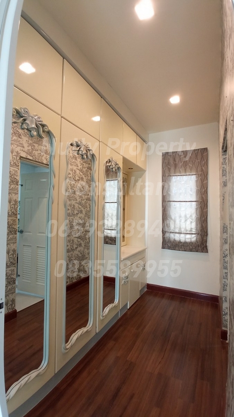 For SaleHouseLadkrabang, Suwannaphum Airport : Single House Burasiri On Nut Bangna styles resort area 52.5 square wah newly renovated