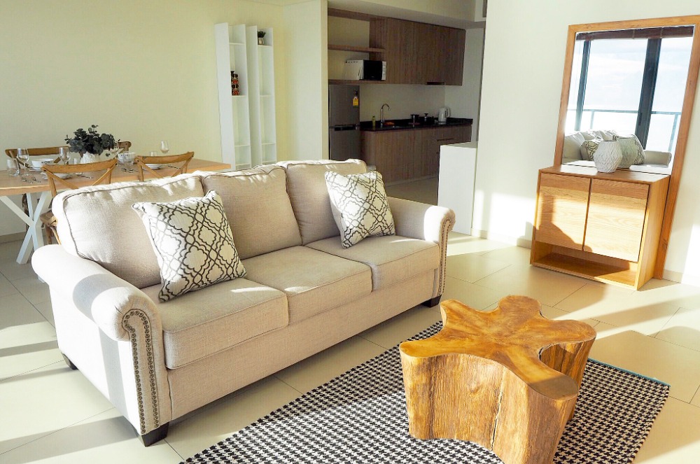 ขายคอนโดพัทยา บางแสน ชลบุรี สัตหีบ : 2 bedrooms sea view at Zire Wongamat for sale
