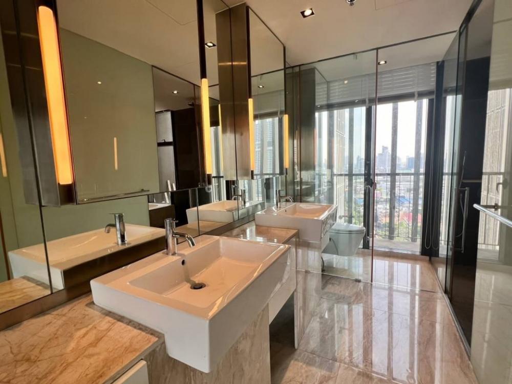 ขายคอนโดสาทร นราธิวาส : ( UL23070618 ) Tel/Line 096-2479369 , ขาย เดอะเมท สาทร 3 ห้องนอน 4 ห้องน้ำ 1 ห้องแม่บ้าน 197 ตร.ม. ชั้นสูง ห้องสวย สภาพดีมาก ✨✨