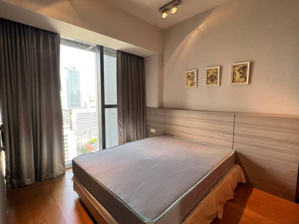 ขายคอนโดสาทร นราธิวาส : ( UL23070618 ) Tel/Line 096-2479369 , ขาย เดอะเมท สาทร 3 ห้องนอน 4 ห้องน้ำ 1 ห้องแม่บ้าน 197 ตร.ม. ชั้นสูง ห้องสวย สภาพดีมาก ✨✨