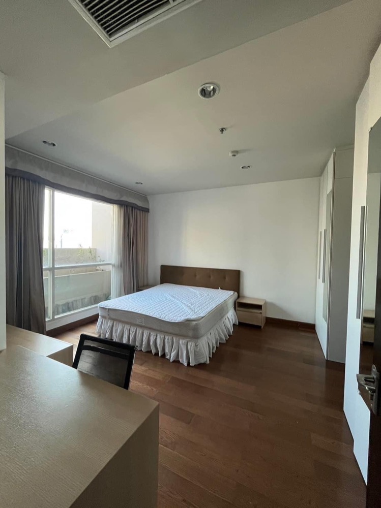 For RentCondoRatchathewi,Phayathai : For rent The Address Chidlom 3 bedrooms 3baths for family rare unit