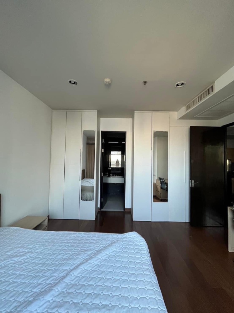 For RentCondoRatchathewi,Phayathai : For rent The Address Chidlom 3 bedrooms 3baths for family rare unit
