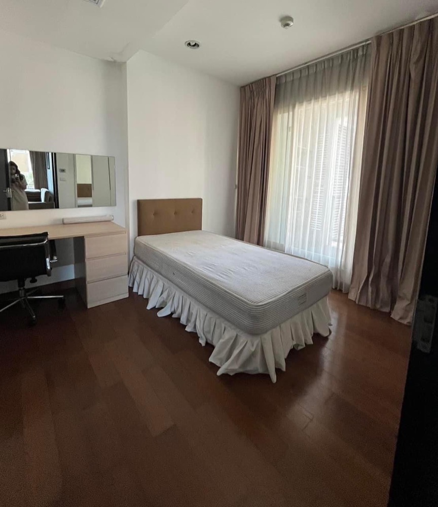 For RentCondoRatchathewi,Phayathai : For rent The Address Chidlom 3 bedrooms 3baths for family rare unit