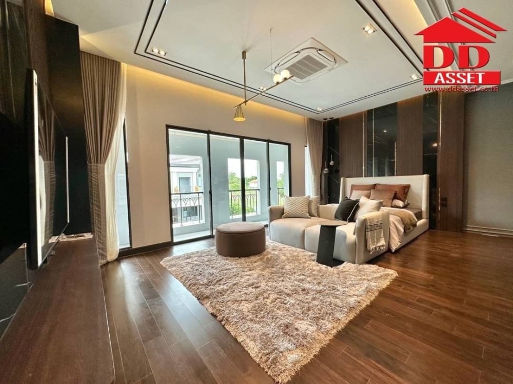 For SaleHouseLadkrabang, Suwannaphum Airport : Grand Bangkok Boulevard Bangna-On Nut Grand Bangkok Boulevard Bangna - Onnut SUPER LUXURY MODERN CLASSIC