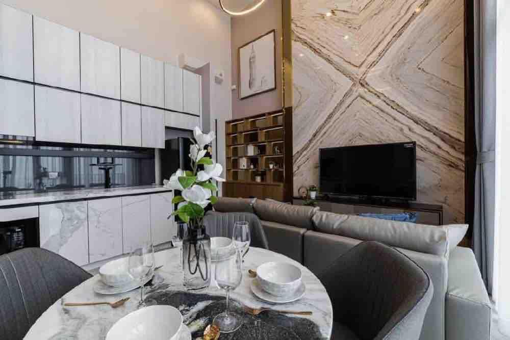 ให้เช่าคอนโดอ่อนนุช อุดมสุข : Duplex for rent The Line Sukhumvit 101 2 bedrooms duplex high floor