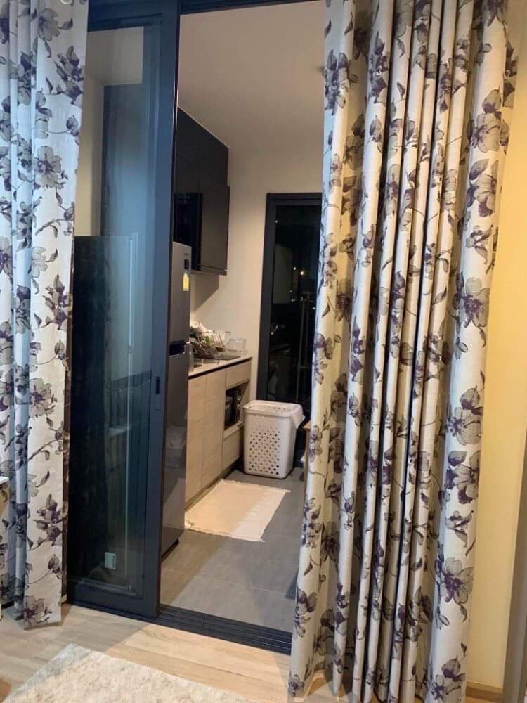 ขายคอนโดพระราม 9 เพชรบุรีตัดใหม่ RCA : S-TBGR134  เดอะเบส การ์เด้น พระราม9 ชั้น 6 แต่งครบ 32 ตรม. 2.5 ล้าน 064-959-8900