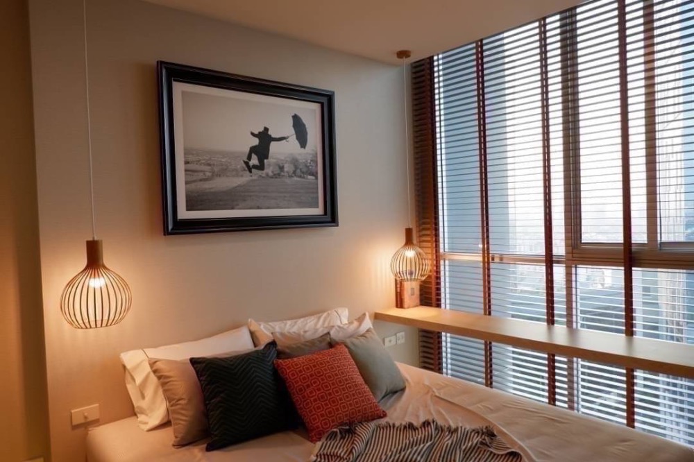 ให้เช่าคอนโดรัชดา ห้วยขวาง : Beautiful unit for rent Noble Revolve high floor rare unit