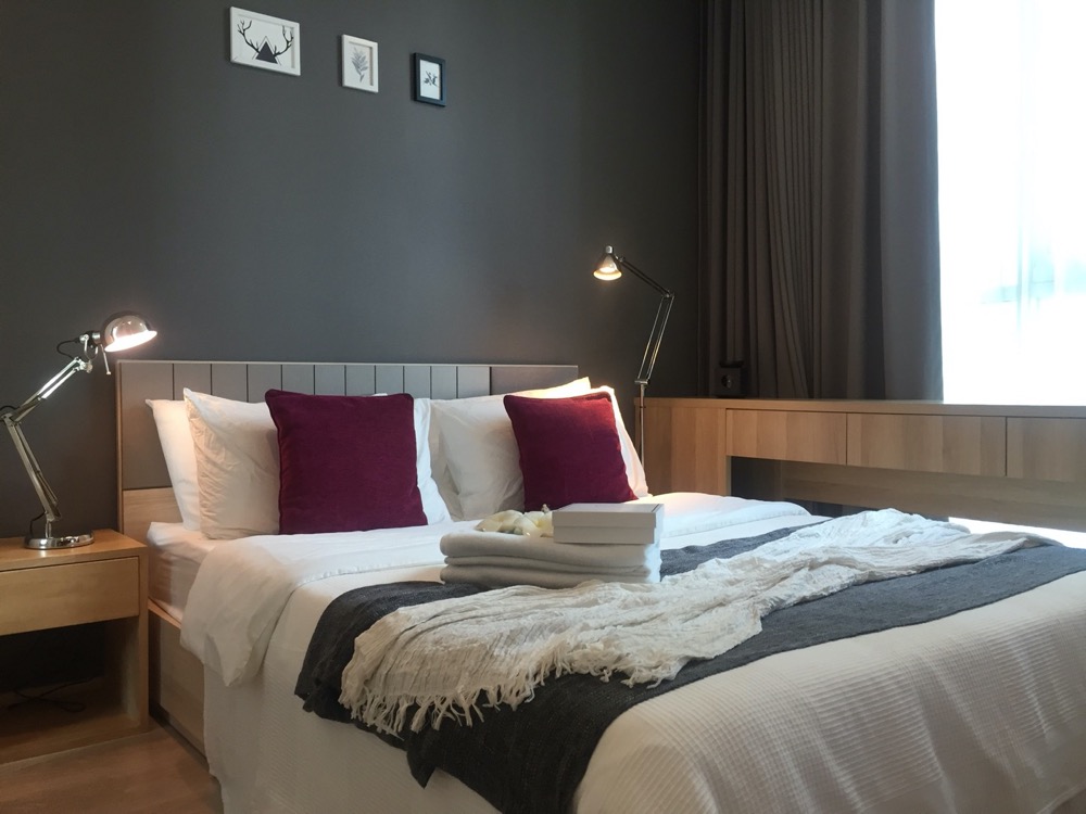 ให้เช่าคอนโดรัชดา ห้วยขวาง : For rent Noble Revolve 1 bedroom close to mrt