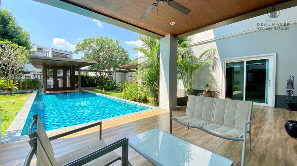 For RentHousePattanakan, Srinakarin : Luxury 2-storey detached house for rent, Panya Village, Phatthanakan 30, just 10 minutes from Thonglor.