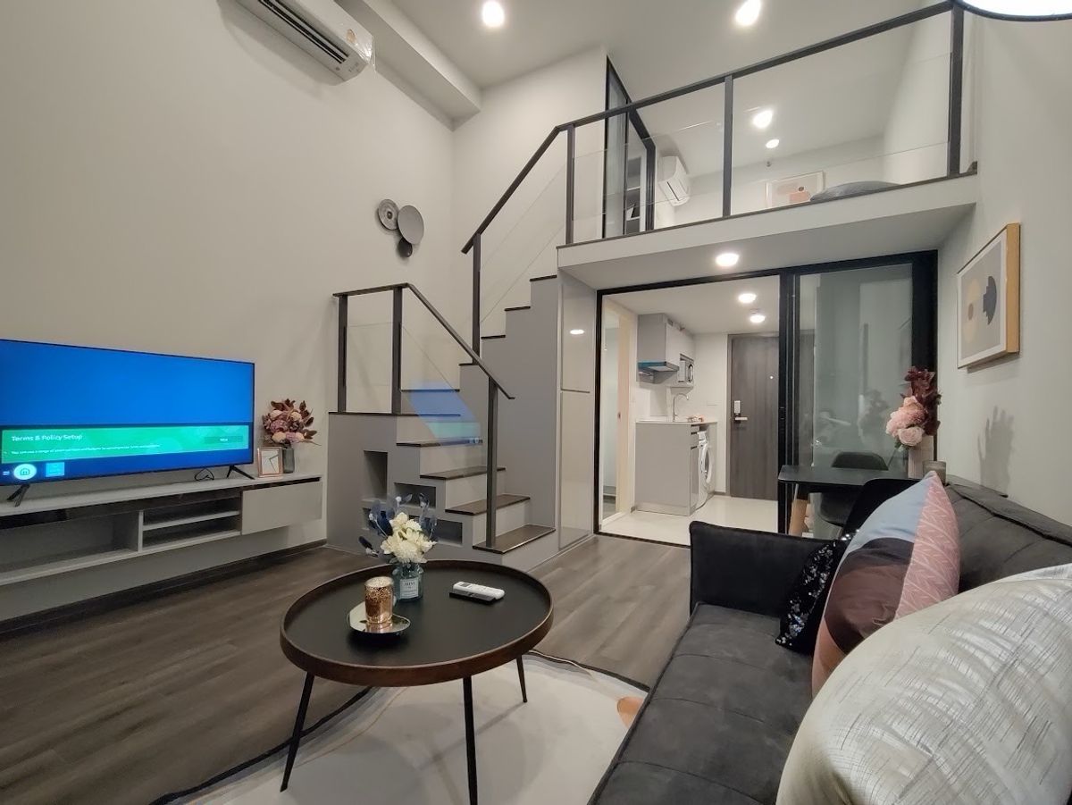 ให้เช่าคอนโดพระราม 9 เพชรบุรีตัดใหม่ RCA : 🏙 For Rent: KnightsBridge Space Rama 9 | Modern Living in Prime Location! | 1-1BR sqm