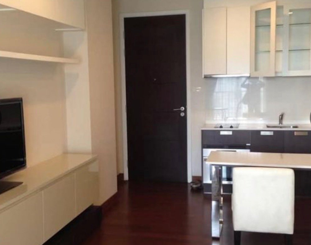 ให้เช่าคอนโดสุขุมวิท อโศก ทองหล่อ : Ivy Thonglor 1 Bed 43 sq.m. 20,999 B 6.5 MB Eng 中 日 Please add LINE ID @806qphgn o8415o5483