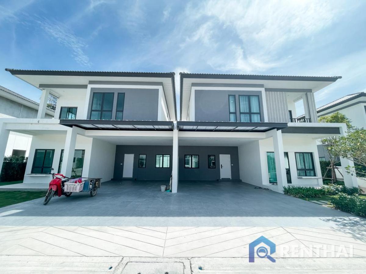 For SaleHousePattaya, Bangsaen, Chonburi : For sale 2 storey modern tropical style house in Pattaya