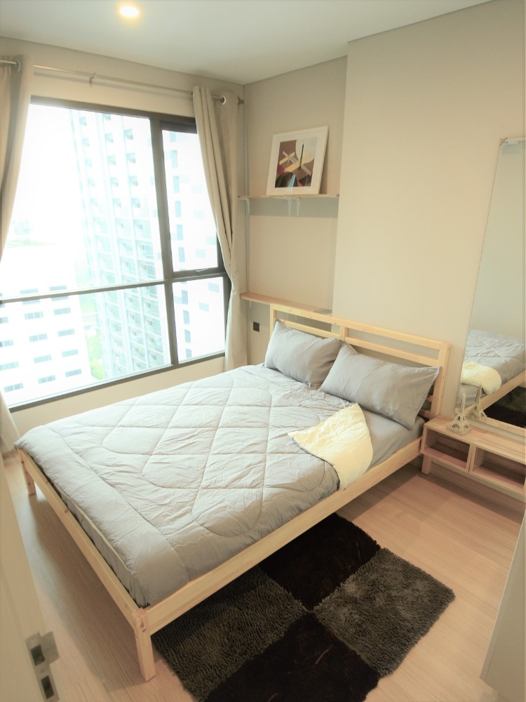For RentCondoRama9, Petchburi, RCA : one bedroom unit (minimal style) for rent at the heart of Bangkok