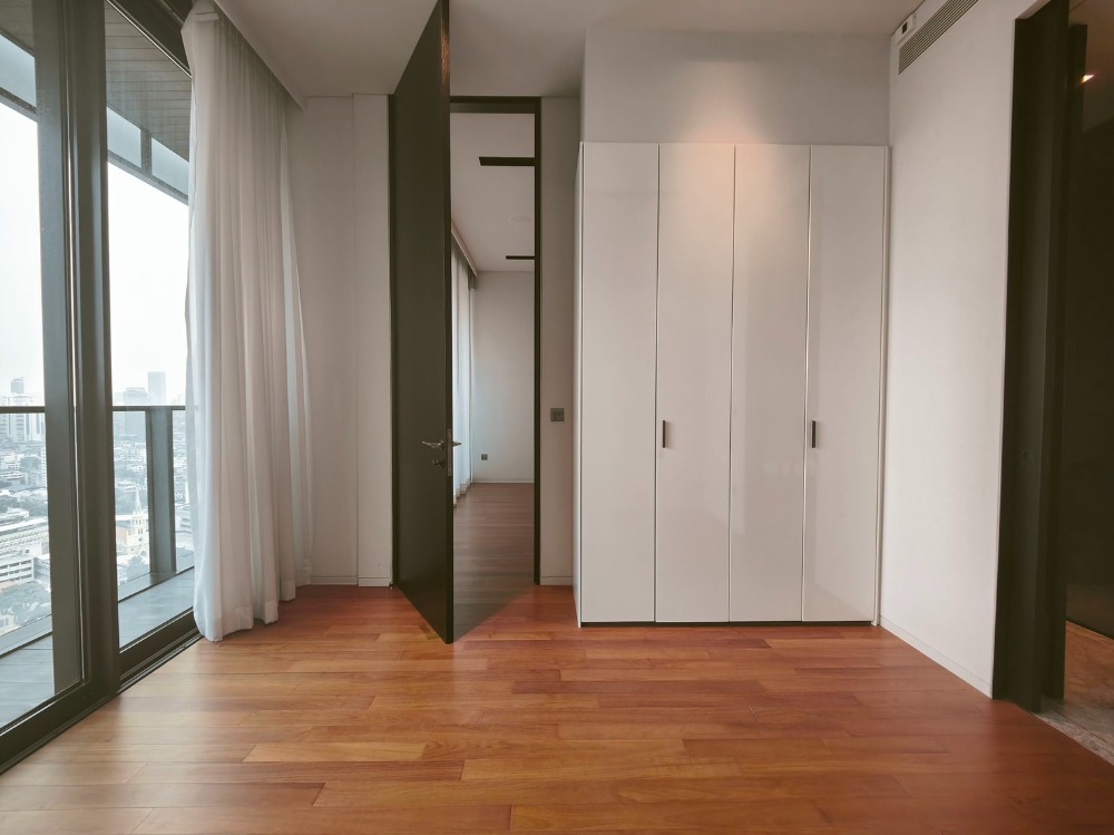 ขายคอนโดวงเวียนใหญ่ เจริญนคร : ขาย Banyan Tree Residences Riverside Bangkok 1ห้องนอน 79ตรม วิวแม่น้ำเจ้าพระยา คอนโดใกล้ไอคอนสยาม ห้องใหม่ มือหนึ่ง ฟรีค่าส่วนกลาง 5ปี บัตรกำนัลเฟอร์นิเจอร์ตกแต่งห้อง