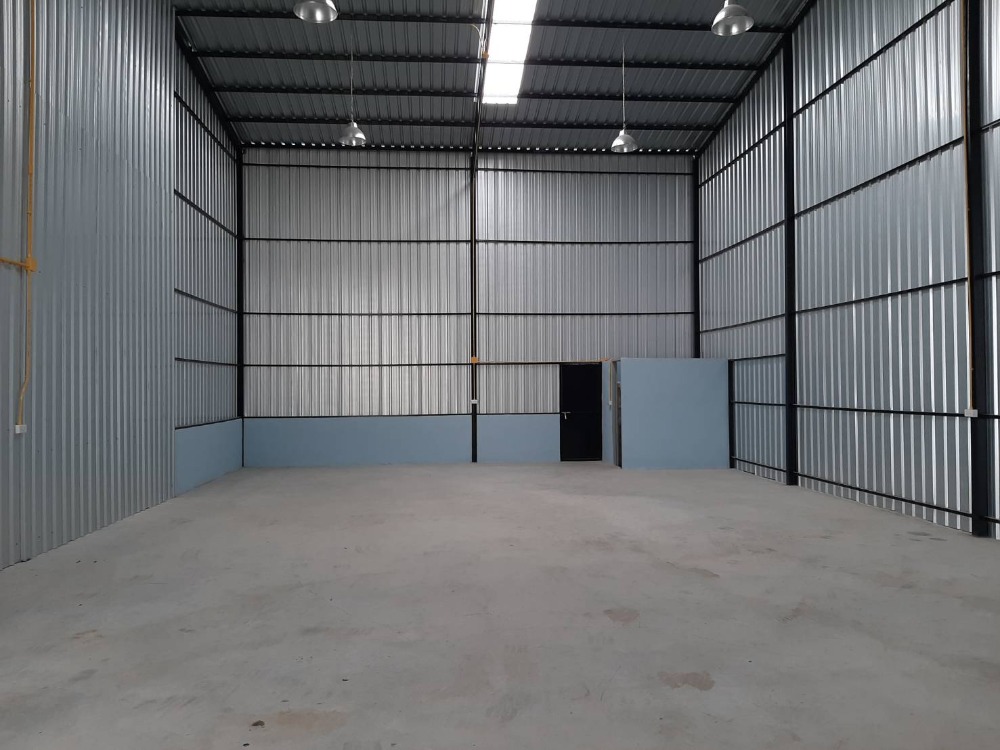For RentWarehouseRama5, Ratchapruek, Bangkruai : Warehouse for rent, 110 sq m. and 150 sq m., near Ratchaphruek Road (Bang Kruai - Sai Noi Road), Rama 5 Circle, Nonthaburi.