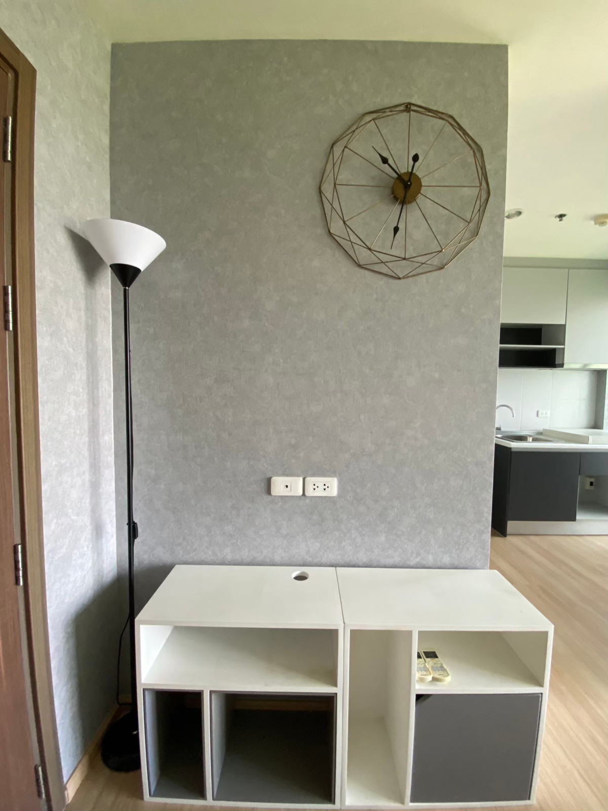 ขายคอนโดแจ้งวัฒนะ เมืองทอง : ขายคอนโด  เดอะ เบส แจ้งวัฒนะ คลองเกลือ ปากเกร็ด นนทบุรี CX-146592