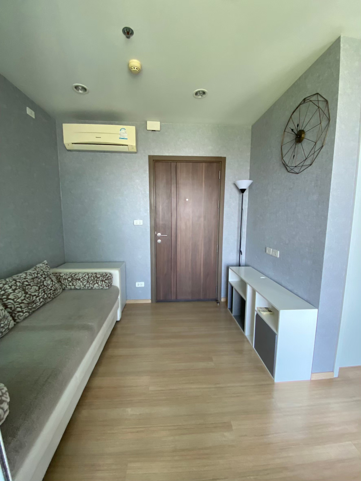 ขายคอนโดแจ้งวัฒนะ เมืองทอง : ขายคอนโด  เดอะ เบส แจ้งวัฒนะ คลองเกลือ ปากเกร็ด นนทบุรี CX-146592