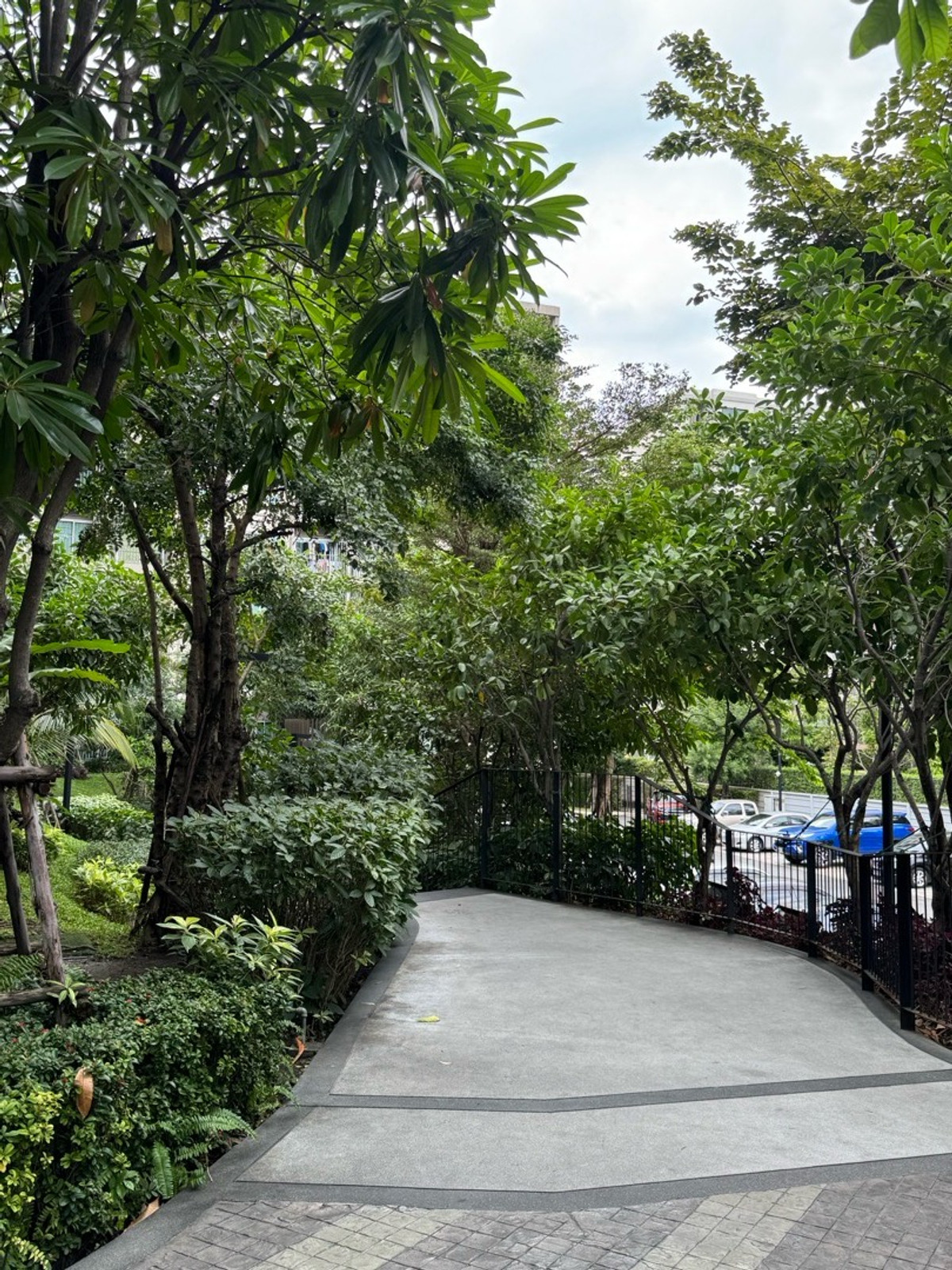 For RentCondoSriracha Laem Chabang Ban Bueng : Sales with 2 yesrs rental contract
DCondo Bliss Sriracha (Fully Furnished)