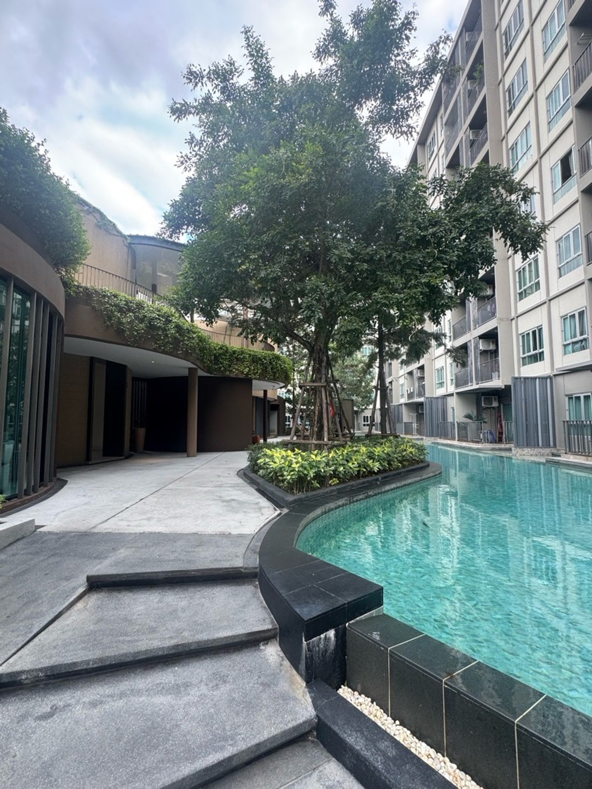 For RentCondoSriracha Laem Chabang Ban Bueng : Sales with 2 yesrs rental contract
DCondo Bliss Sriracha (Fully Furnished)