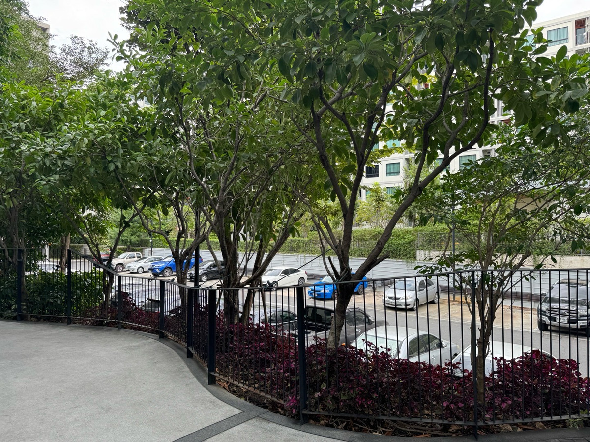 For RentCondoSriracha Laem Chabang Ban Bueng : Sales with 2 yesrs rental contract
DCondo Bliss Sriracha (Fully Furnished)