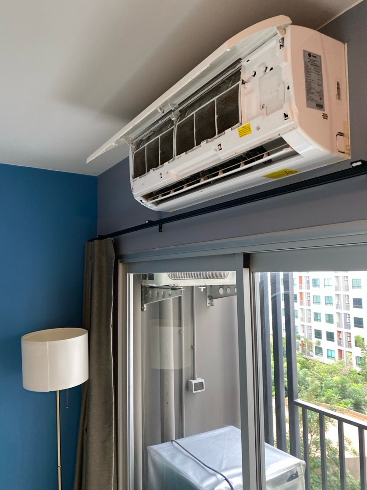 For RentCondoSriracha Laem Chabang Ban Bueng : Sales with 2 yesrs rental contract
DCondo Bliss Sriracha (Fully Furnished)