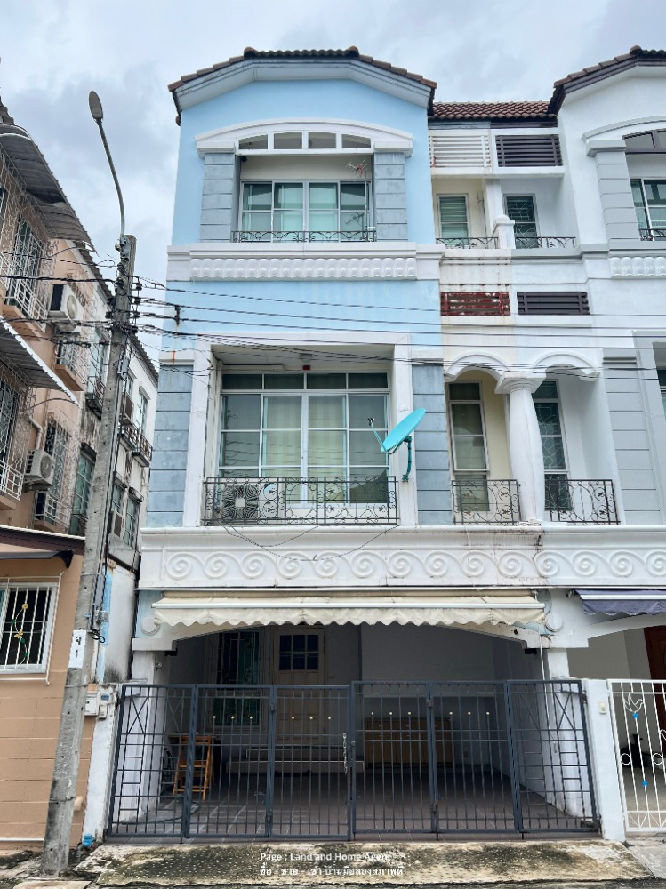 ขายทาวน์โฮมเลียบทางด่วนรามอินทรา : ขาย ทาวน์โฮม 3 ชั้น บ้านกลางเมือง ลาดพร้าว-โยธินพัฒนา ติดห้าง Central Festival-EastVille
