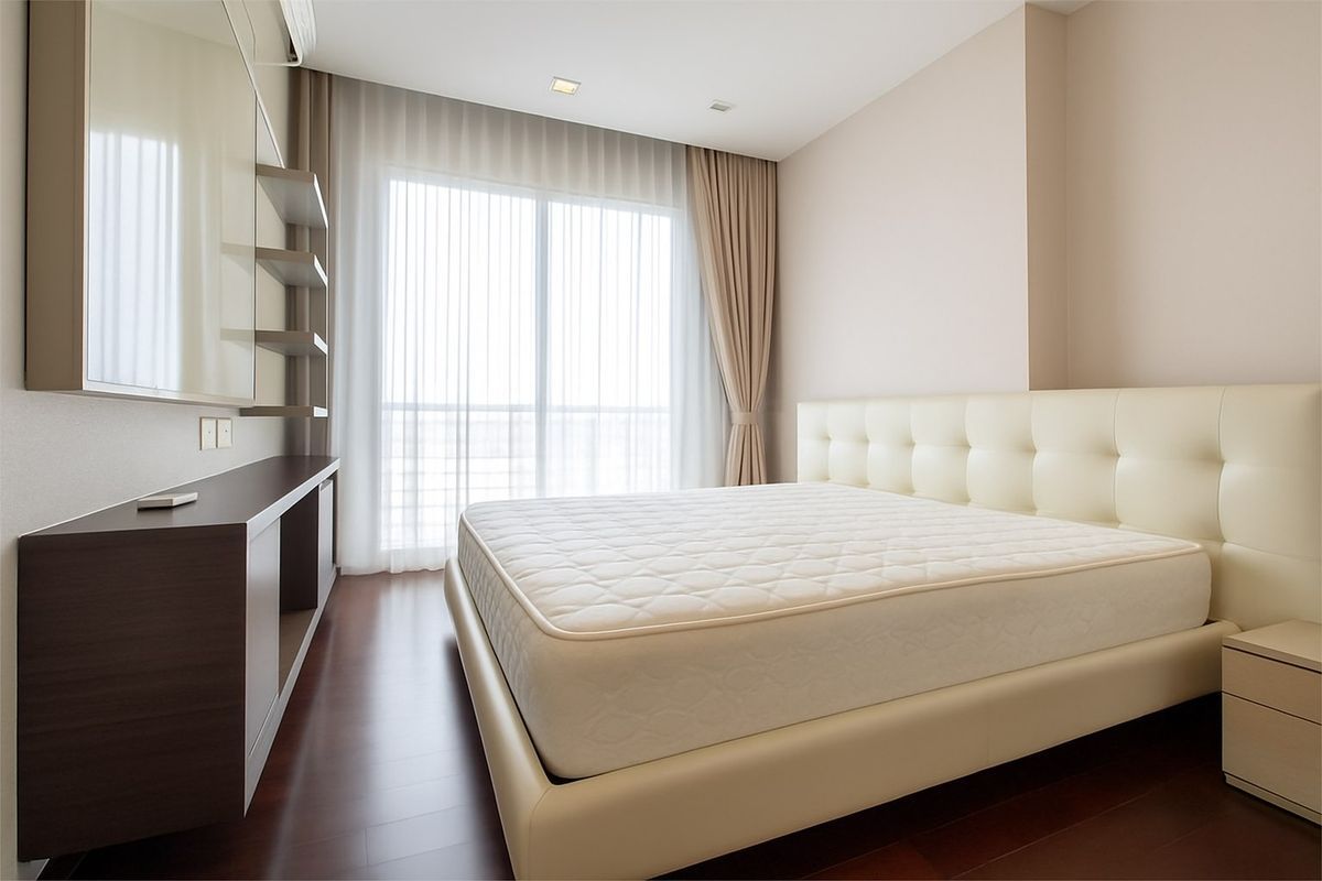 For RentCondoRatchadapisek, Huaikwang, Suttisan : Ivy Ampio [ FOR RENT ] - 2 bedrooms, 2 bathrooms, 81 sq m, very spacious, high floor, beautiful, luxurious room, fully furnished / contact 065-8219716 Ice