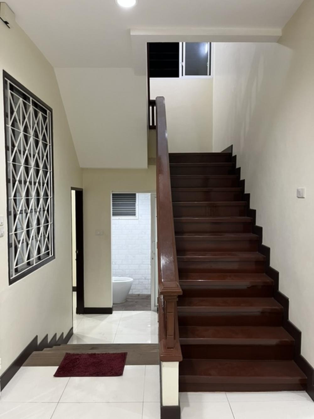 ให้เช่าบ้านปิ่นเกล้า จรัญสนิทวงศ์ : เช่าบ้านเดี่ยว ม.ธาริณีปิ่นเกล้า ใกล้เซ็นทรัล 500 เมตร บรมราชชนนี 19 โครงการแลนด์แอนด์เฮ้าส์