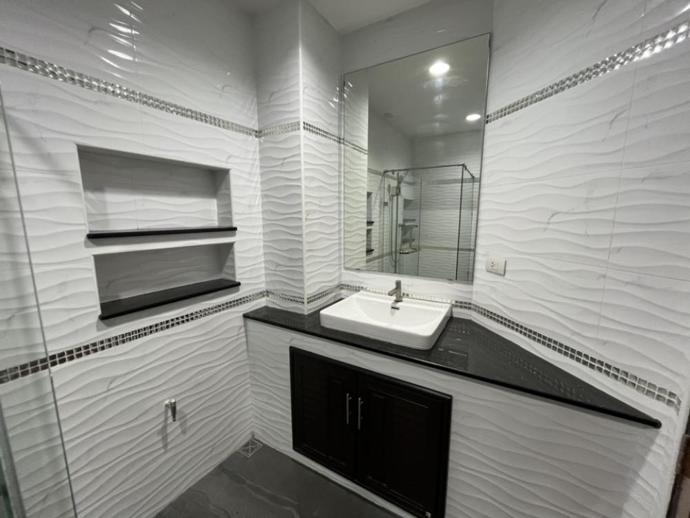 ให้เช่าบ้านปิ่นเกล้า จรัญสนิทวงศ์ : เช่าบ้านเดี่ยว ม.ธาริณีปิ่นเกล้า ใกล้เซ็นทรัล 500 เมตร บรมราชชนนี 19 โครงการแลนด์แอนด์เฮ้าส์