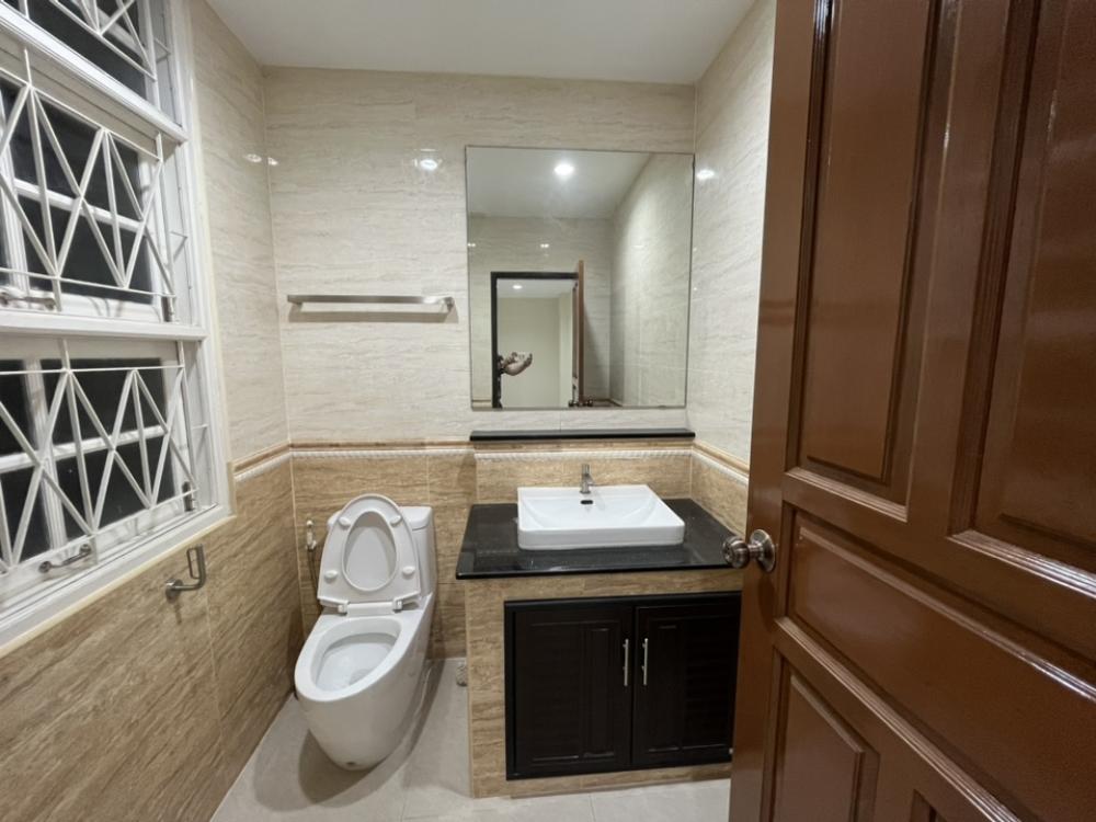 ให้เช่าบ้านปิ่นเกล้า จรัญสนิทวงศ์ : เช่าบ้านเดี่ยว ม.ธาริณีปิ่นเกล้า ใกล้เซ็นทรัล 500 เมตร บรมราชชนนี 19 โครงการแลนด์แอนด์เฮ้าส์