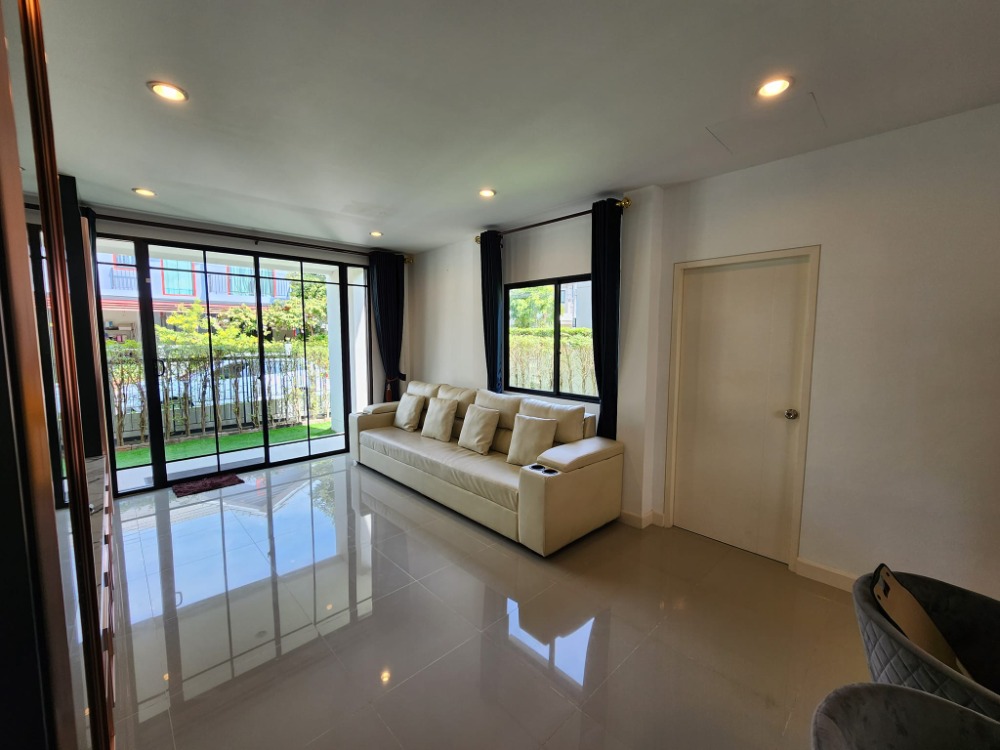 For SaleHouseBangna, Bearing, Lasalle : Land 53.3 sq m, 4 m 2 north! Detached House Chuan Chuen Prime Village Bangna Km29