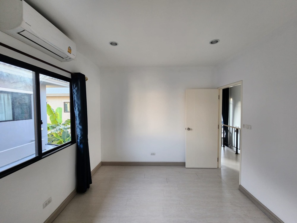 For SaleHouseBangna, Bearing, Lasalle : Land 53.3 sq m, 4 m 2 north! Detached House Chuan Chuen Prime Village Bangna Km29