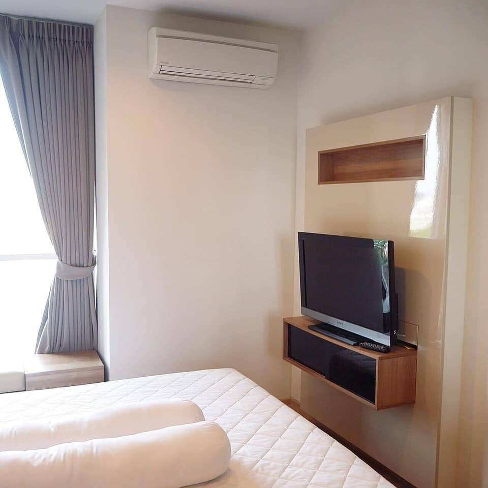 For RentCondoSathorn, Narathiwat : 🔐#PN2301_085🔐🗓️ Available and ready to move in on 1 Jan. 25🗓️𝐅𝐨𝐫 𝐑𝐞𝐧𝐭 (35𝐬𝐪𝐦. 𝟏𝐛𝐞𝐝, 𝟏𝐛𝐚𝐭𝐡) 𝐂𝐨𝐧𝐝𝐨 𝐑𝐇𝐘𝐓𝐇𝐌 𝐒𝐚𝐭𝐡𝐨𝐫𝐧