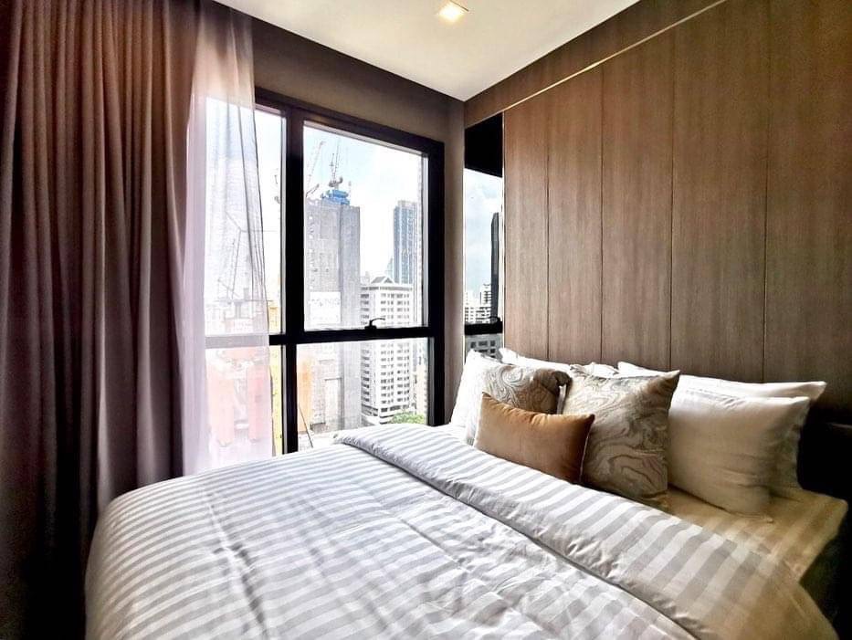 For RentCondoSukhumvit, Asoke, Thonglor : Ashton Asoke Condo for RENT for rent ** Ashton Asoke @ 65,000 baht / month Call 096-2615656 Very spacious room, 65 sq m. 2 bedrooms, 2 bathrooms, fully furnished, ready to move in Location: Asoke - Sukhumvit Rental Price: 65,000 Baht/Month Condominium