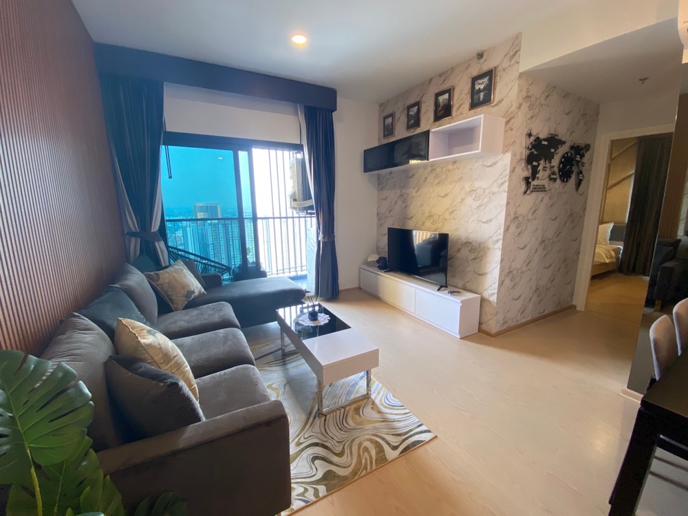 ให้เช่าคอนโดพระราม 9 เพชรบุรีตัดใหม่ RCA : Brandnew for rent The Tree Sukhunvit 71-Ekkamai 2 bedrooms 2 baths highest floor