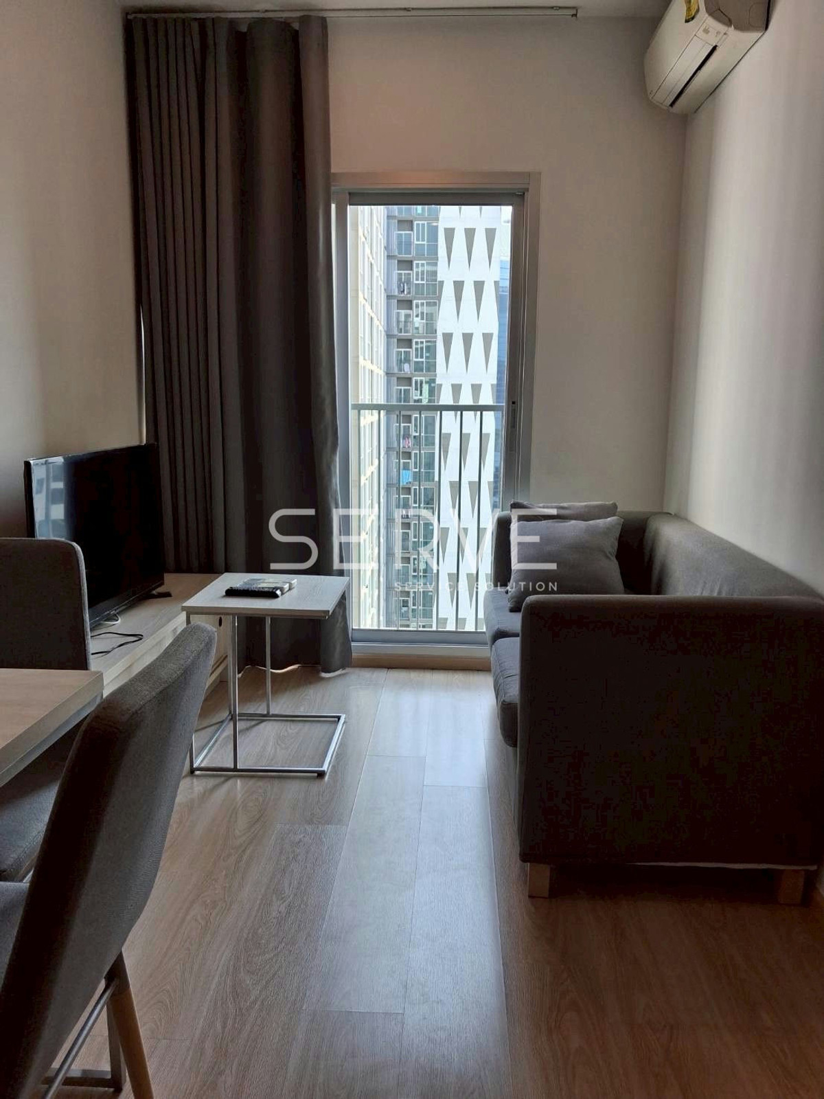 ให้เช่าคอนโดรัชดา ห้วยขวาง : 🔥สุดคุ้ม! 14K- 1นอน ราคาดี ชั้นสูงสุดๆ30+ วิวดีไม่โดน บล็อค เฟอร์จัดเต็ม พร้อมเข้าอยู่ คอนโดทำเลดี ติด MRTศูนย์วัฒนธรรม  @ Noble Revolve Ratchada 