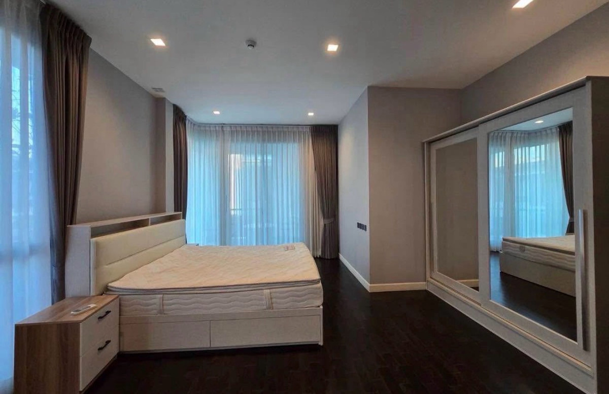 For RentHousePattanakan, Srinakarin : Luxury Family Home for Rent near Thonglor Private Residence 4BR Pet Friendly The Gentry Pattanakarn 2