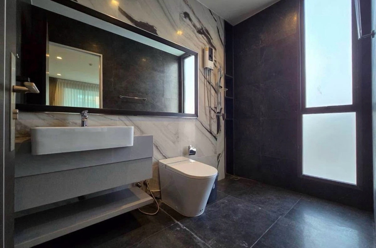 For RentHousePattanakan, Srinakarin : Luxury Family Home for Rent near Thonglor Private Residence 4BR Pet Friendly The Gentry Pattanakarn 2