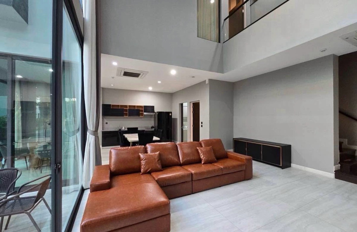 For RentHousePattanakan, Srinakarin : Luxury Family Home for Rent near Thonglor Private Residence 4BR Pet Friendly The Gentry Pattanakarn 2