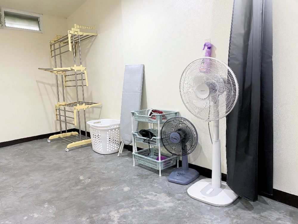 ขายทาวน์โฮมเชียงใหม่ : ขาย เช่า ต่ำกว่าราคาประเมิน ทาวส์เฮาส์ ชั้นเดียว พื้นที่ 20 ตารางวา จอดรถได้ 1 คัน ถนนมหิดล ซอย 1 (ALP-C-2003004)