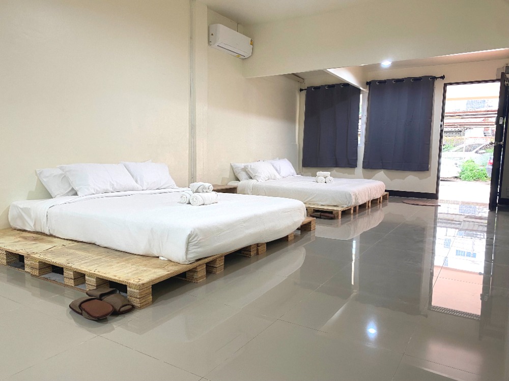 ขายทาวน์โฮมเชียงใหม่ : ขาย เช่า ต่ำกว่าราคาประเมิน ทาวส์เฮาส์ ชั้นเดียว พื้นที่ 20 ตารางวา จอดรถได้ 1 คัน ถนนมหิดล ซอย 1 (ALP-C-2003005)