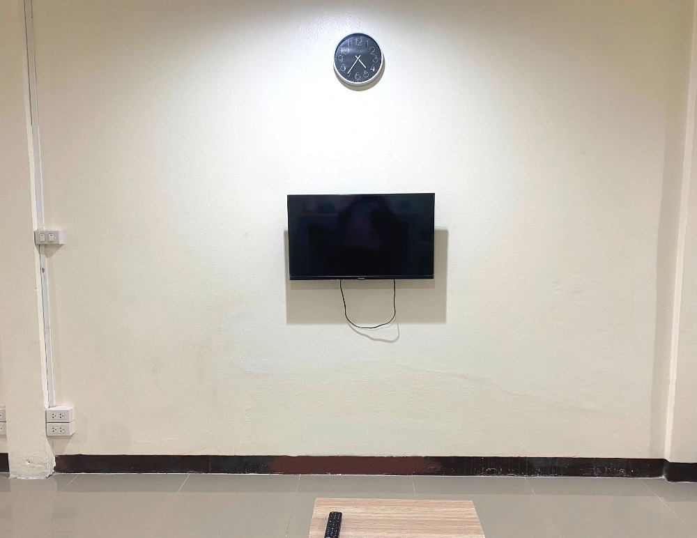 ขายทาวน์โฮมเชียงใหม่ : ขาย เช่า ต่ำกว่าราคาประเมิน ทาวส์เฮาส์ ชั้นเดียว พื้นที่ 20 ตารางวา จอดรถได้ 1 คัน ถนนมหิดล ซอย 1 (ALP-C-2003005)