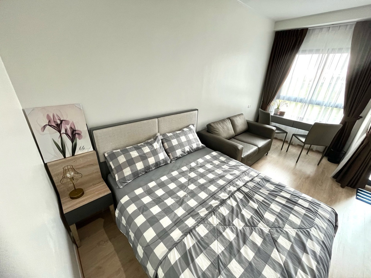 For RentCondoRama9, Petchburi, RCA : For Rent , Ideo New Rama 9, 27 sqm, 7 Fl Pool view, Fully furnished