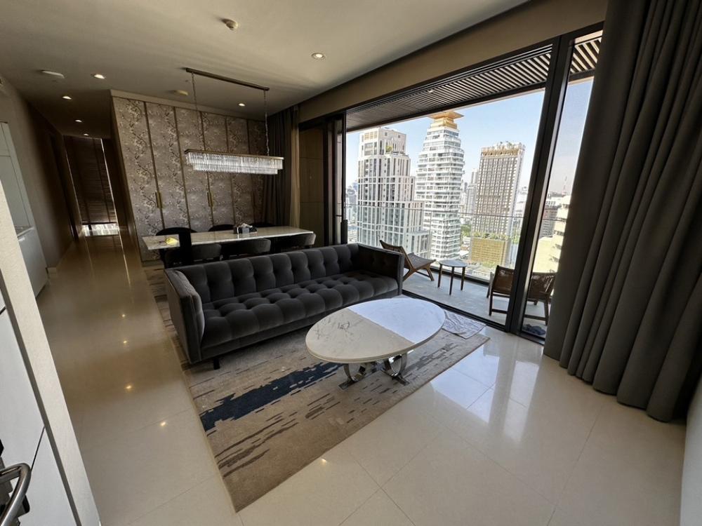 ให้เช่าคอนโดสุขุมวิท อโศก ทองหล่อ : Rental : Vittorio Sukhumvit 39 , 2 Bed 3 Bath , 140 S.qm , Hight Floor