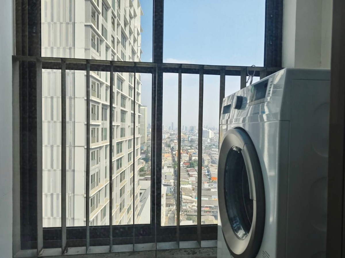 For RentCondoWongwianyai, Charoennakor : OMG2297  < Available 1-Mar-26 > Studio / Cheap RENT / next to BTS Krung Thon Buri @ [ Ideo Sathorn - Taksin ]