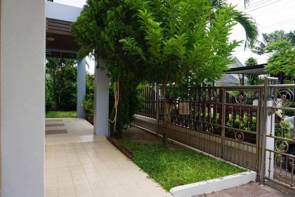 ขายบ้านหัวหิน ประจวบคีรีขันธ์ : ขายบ้านเดี่ยวหัวหินหลังมุม ซอยหม่อนไหม ต.หินเหล็กไฟ ใกล้ทะเล 4 ห้องนอน 250 ตร.ม