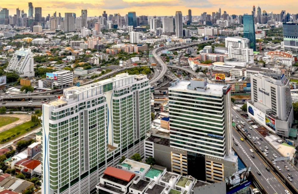 ให้เช่าสำนักงานคลองเตย กล้วยน้ำไท : 🏢SSP Tower 2 ปล่อยเช่า 🚘ที่จอดรถ 2ช่อง 🚽มีห้องน้ำส่วนตัว 📏220ตรม. 🌤️วิวแม่น้ำ (ราคาพิเศษ)